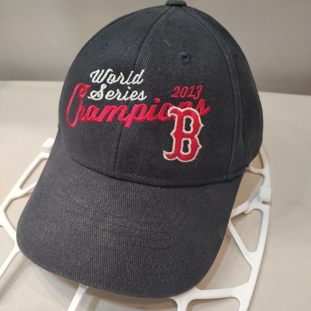 Boston Red Sox 2013 World Champs Strap‎ Back Fan Favorite Blue Red Dadcore Retro